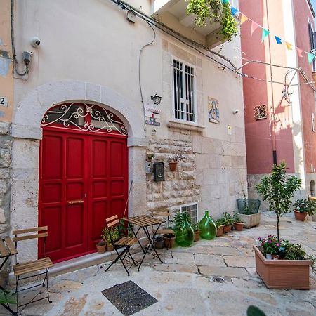 Redmood Guesthouse Барлетта Экстерьер фото