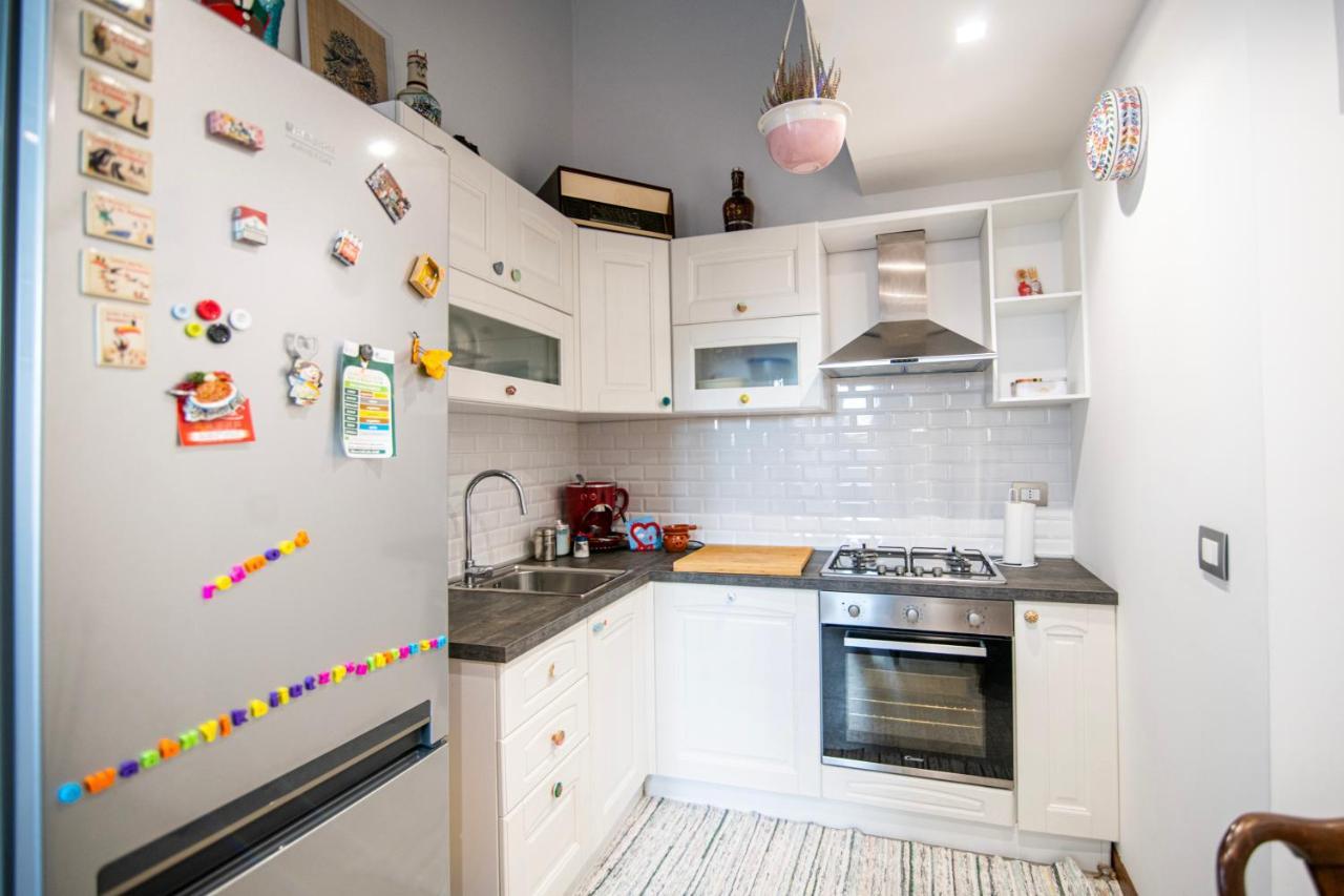 Redmood Guesthouse Барлетта Экстерьер фото