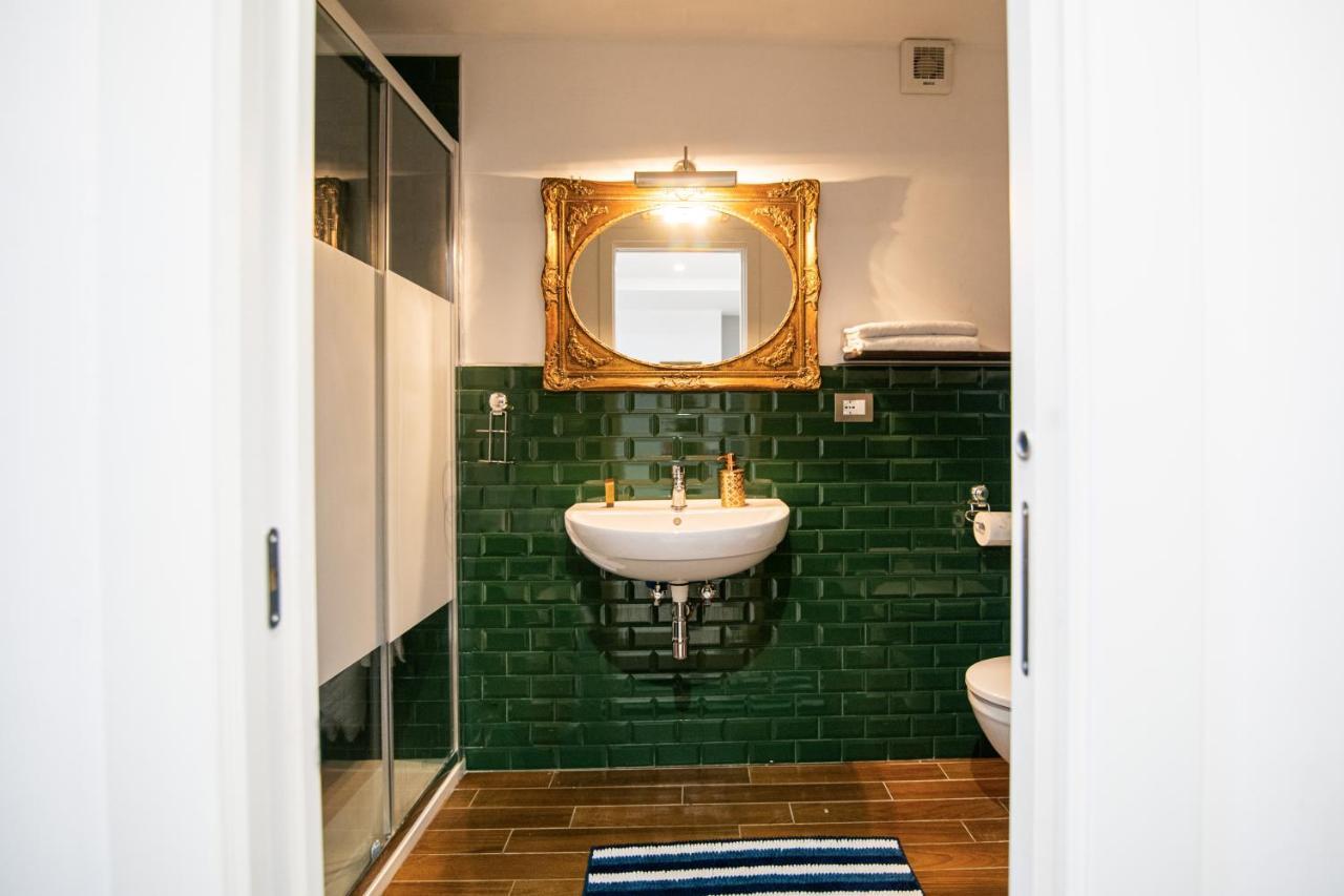 Redmood Guesthouse Барлетта Экстерьер фото