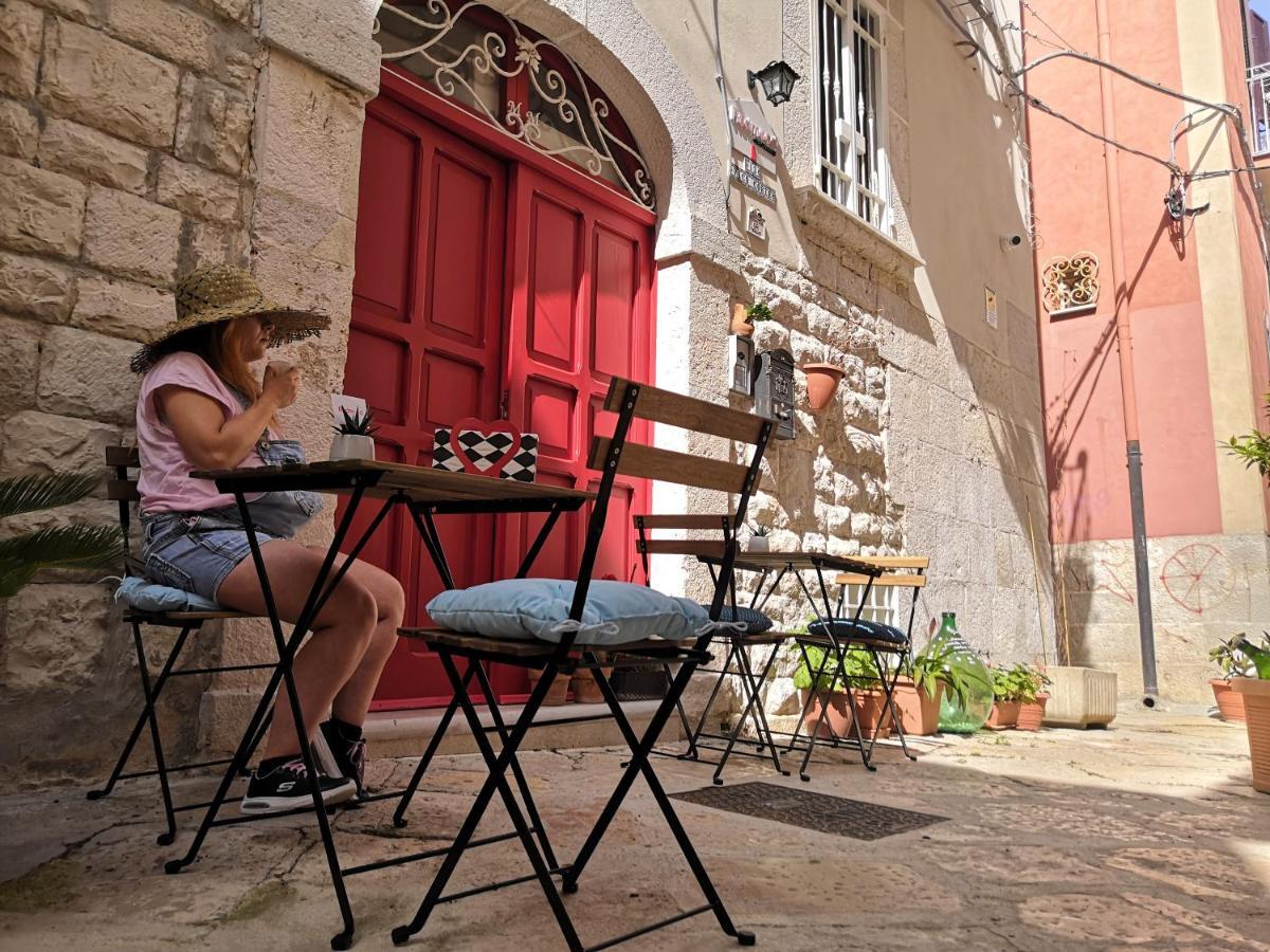Redmood Guesthouse Барлетта Экстерьер фото