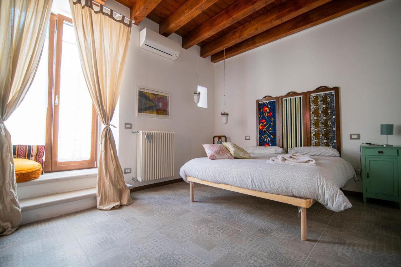 Redmood Guesthouse Барлетта Экстерьер фото
